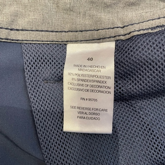 Denali Blue Cargo Shorts Size 40 - Picture 4 of 4